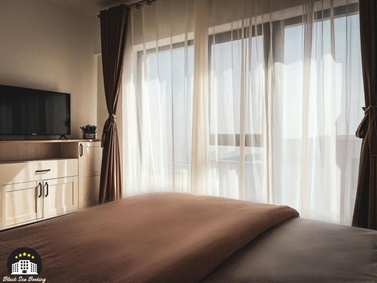 Black Sea Booking - Dubai Năvodari Esterno foto